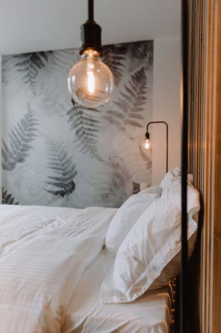 Chimay : La Chambre Bleue De La Grand Place Extérieur photo